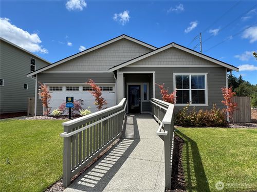 8504 13th Ave E, Tacoma, WA, 98445-4008 | Card Image