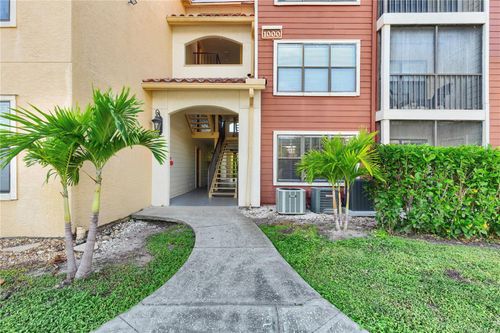 10104-11901 4th St N, ST PETERSBURG, FL, 33716-1739 | Card Image