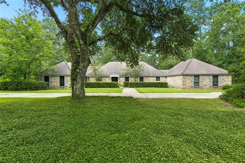 721 Highway 1085, Madisonville, LA, 70447-9569 | Card Image
