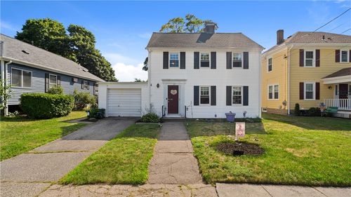 33 Linden Ave, Rumford, RI, 02916-2806 | Card Image