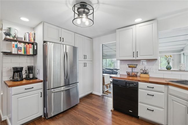 1102 Dagmar Ave, House other with 3 bedrooms, 2 bathrooms and 4 parking in Pittsburgh PA | Image 15
