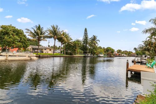 2729 Harding St, Hollywood, FL, 33020-1819 | Card Image