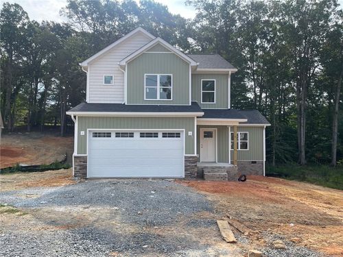 517 Woods Dr, Randleman, NC, 27317-6000 | Card Image