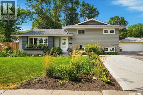 2524 Grant Rd, Regina, SK, S4S5E6 | Card Image