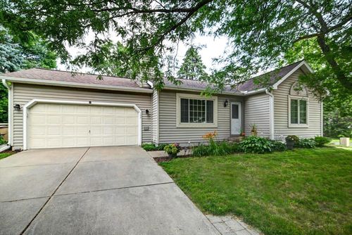 702 Sky Ridge Dr, MADISON, WI, 53719-3316 | Card Image