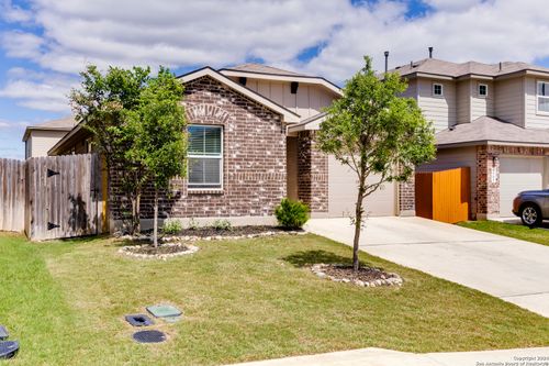 6509 Legato Curv, San Antonio, TX, 78252-4491 | Card Image