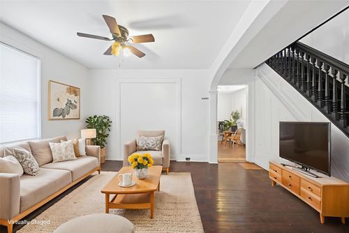 665 Nasby Pl, Far Rockaway, NY, 11691-2644 | Card Image