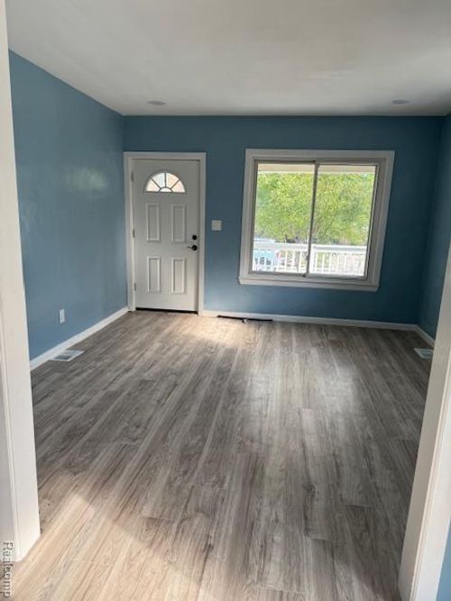 6624 Barton St, Detroit, MI, 48210-1142 | Card Image