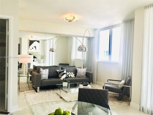 unit-1006-1871 Nw South River Dr, Miami, FL, 33125-2774 | Card Image