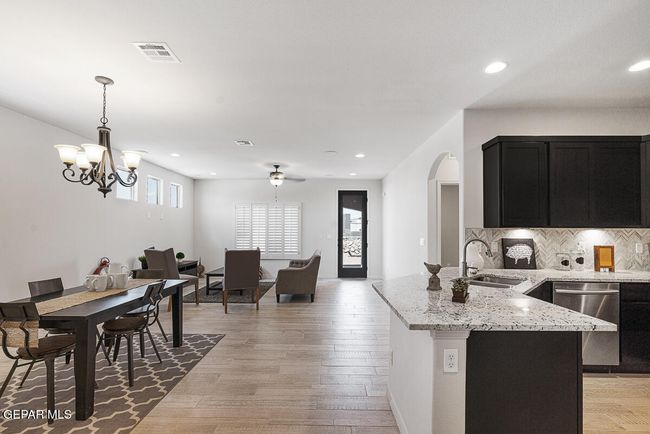 12801 Woolstone-3 | Image 5