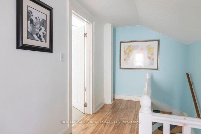 10 Brock St S, House other with 3 bedrooms, 1 bathrooms and 4 parking in Dundas ON | Image 12
