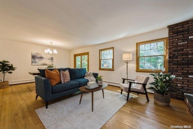 158 Chestnut Cir, House other with 3 bedrooms, 2 bathrooms and null parking in Northport NY | Image 6