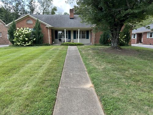 a-2008 Fontaine Road, Lexington, KY, 40502 | Card Image