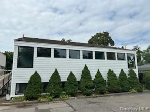 cw-152 E Main St, Huntington, NY, 11743-2958 | Card Image