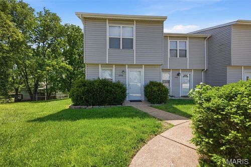 3906 Cherry Brook Dr, Arnold, MO, 63010-5300 | Card Image