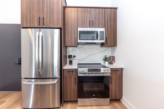 GE stainless steel appliances. | Image 14