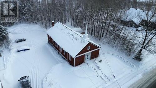 174 Church St, Garson, ON, P3L1S5 | Card Image