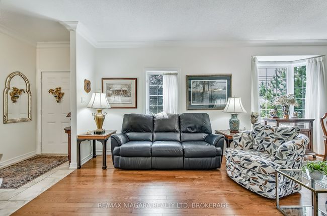 16 - 5 Liddycoat Lane, Condo with 3 bedrooms, 3 bathrooms and 1 parking in Ancaster ON | Image 9