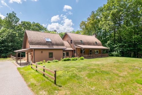 11 Us Route 3, Holderness, NH, 03245-5728 | Card Image