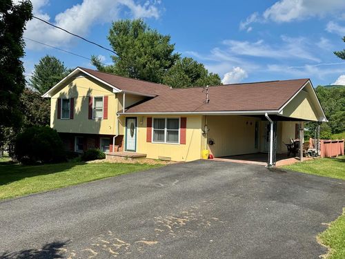 145 S Wye Rd, Wytheville, VA, 24382-9533 | Card Image