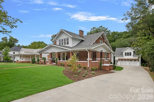 709 N Main St, Davidson, NC, 28036-9086 | Card Image