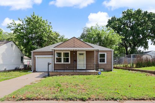 1948 S Topeka Ave, Wichita, KS, 67211-4138 | Card Image