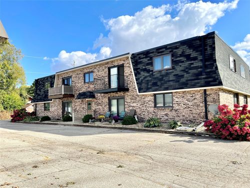 unit-7-809 3rd St, Reinbeck, IA, 50669-1156 | Card Image