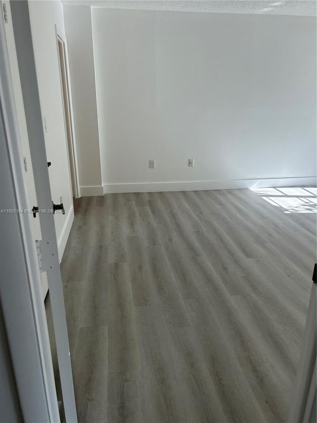 APT-205 - 4154 Inverrary Dr, Condo with 1 bedrooms, 2 bathrooms and null parking in Lauderhill FL | Image 9