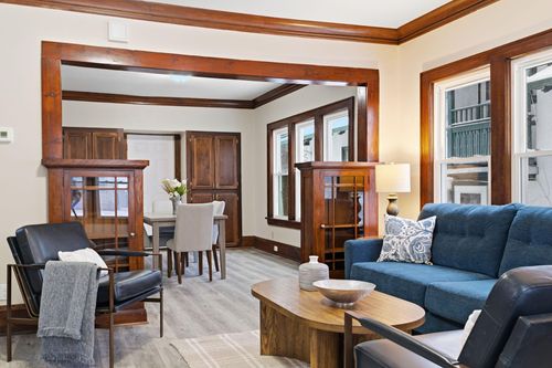 1820 Irving Avenue N, Minneapolis, MN, 55411 | Card Image