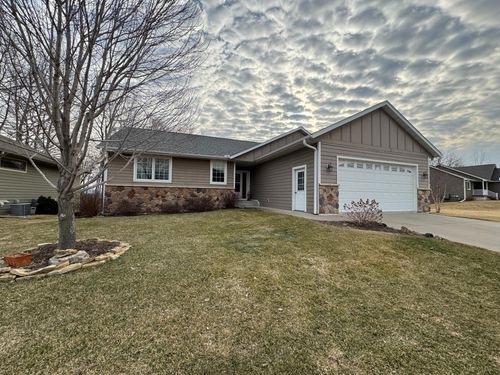 1430 Woodland Way, Lake City, MN, 55041-6109 | Card Image