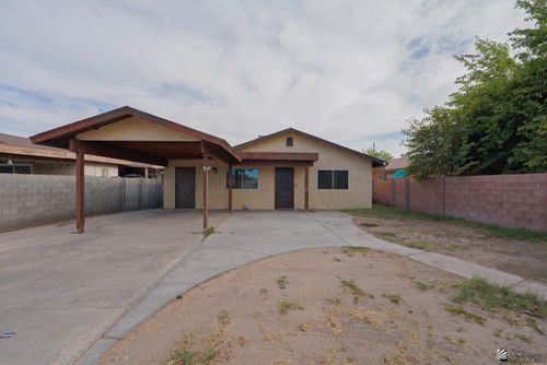 1213 W 1st St, Yuma, AZ, 85364-1324 | Card Image