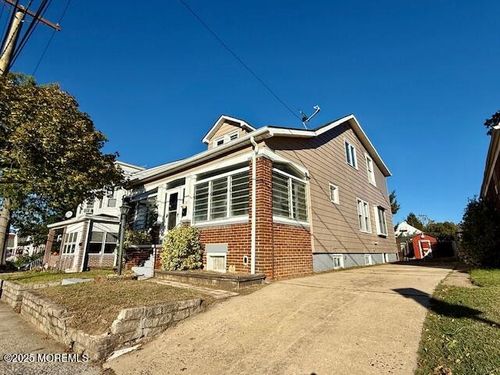 74 Andrew St, Hamilton, NJ, 08610-6502 | Card Image