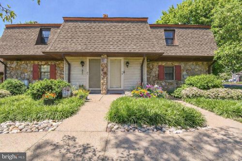 apt-d7-440 S State St, NEWTOWN, PA, 18940-1962 | Card Image