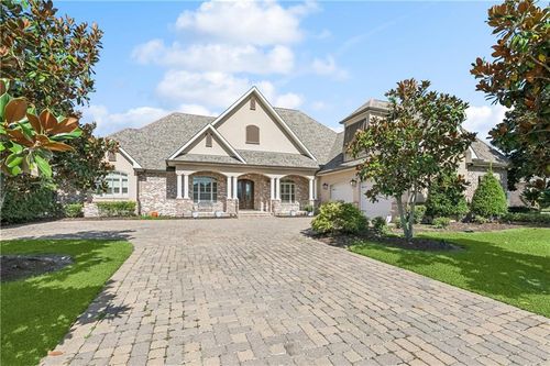 117 Hardwood Dr, Belle Chasse, LA, 70037-1727 | Card Image