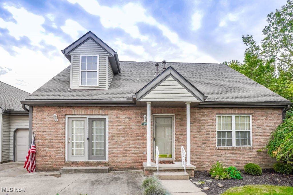 Cambridge Ave, North Canton, OH 44709