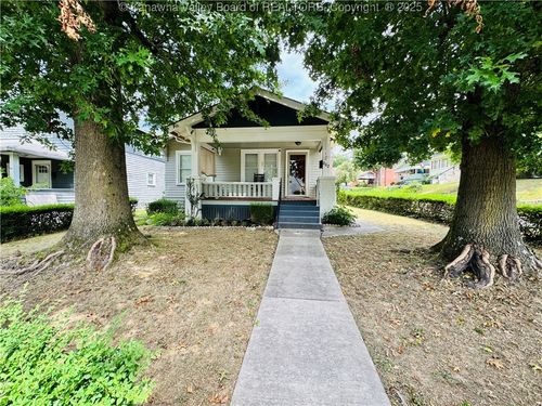 802 Red Oak & 1105 Park Avenue, Charleston, WV, 25302 | Card Image