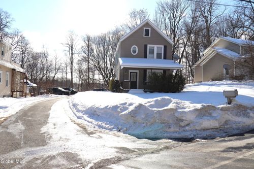 107 Putnam Rd, Rotterdam, NY, 12306-7219 | Card Image