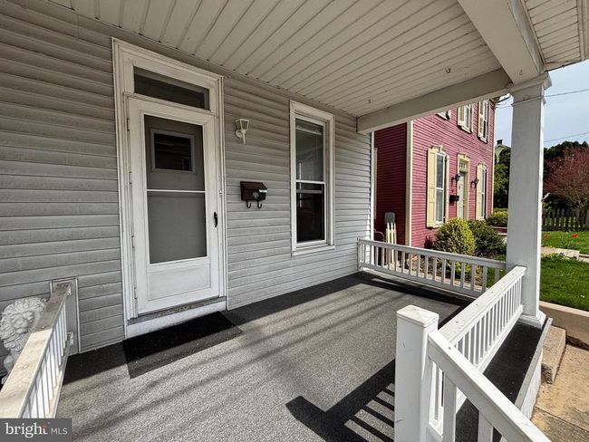 159 W Fulton St, Home with 4 bedrooms, 2 bathrooms and null parking in EPHRATA PA | Image 5