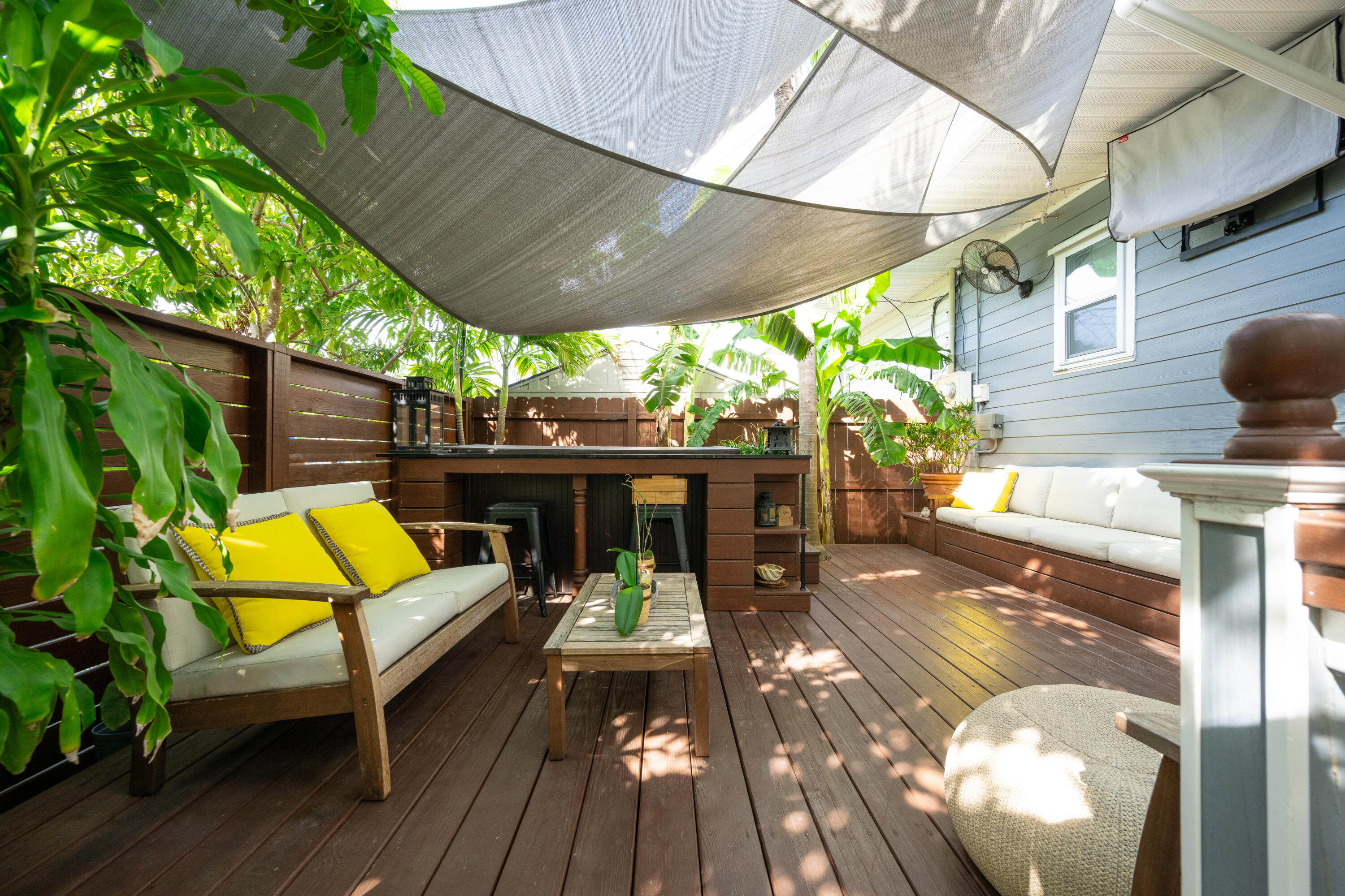 Harriet Ave, Key West, FL 33040