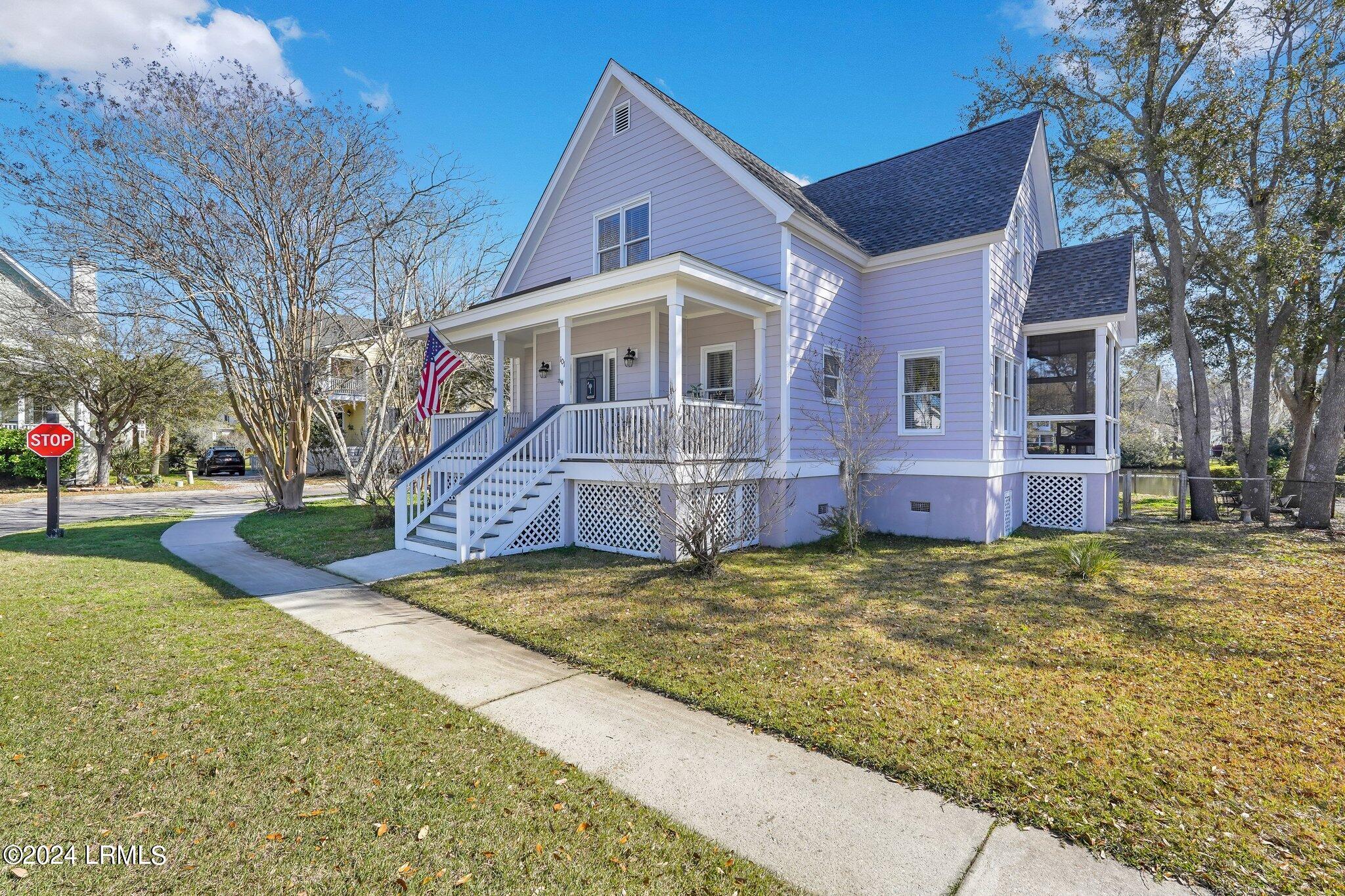 Patrick Dr, Beaufort, SC 29902