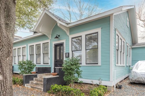 2003 Lubbock St, Houston, TX, 77007-7621 | Card Image