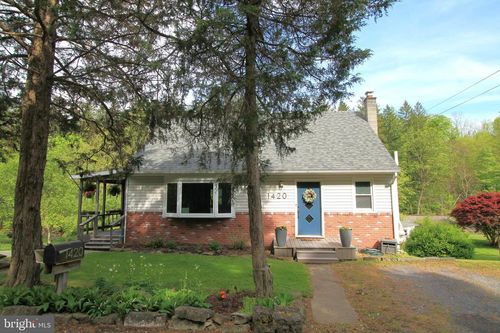 1420 Axemann Rd, BELLEFONTE, PA, 16823-8109 | Card Image