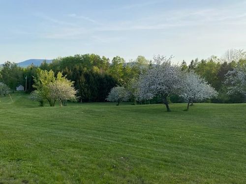 712 Reed Rd, Colebrook, NH, 03576-3830 | Card Image