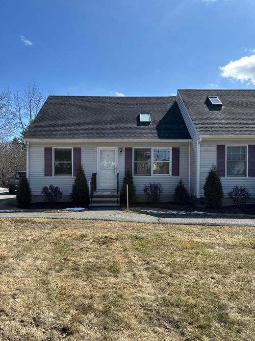 9-9 Cynthia Circle, Bangor, ME, 04401 | Card Image