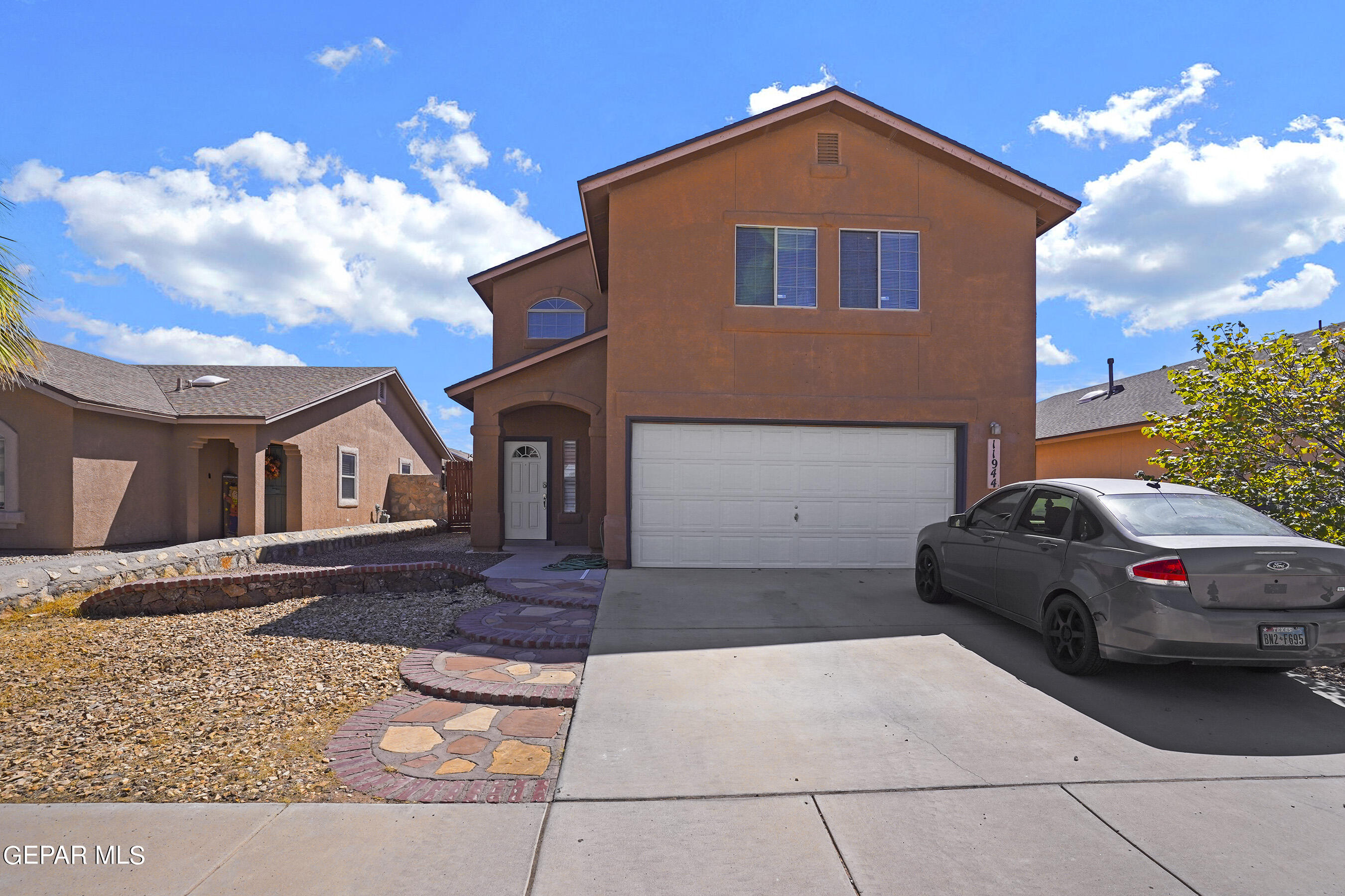 Mesquite Lake Ln, El Paso, TX 79934