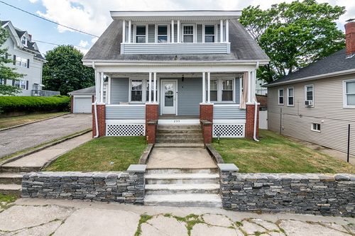 255 Farmington Ave, Cranston, RI, 02920-7019 | Card Image