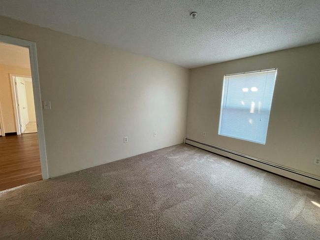 APT-201 - 96 Powers St, Condo with 2 bedrooms, 1 bathrooms and null parking in Milford NH | Image 34