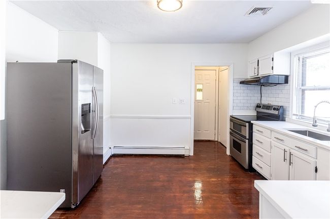 32 Sykes St, House other with 3 bedrooms, 1 bathrooms and 5 parking in Warwick RI | Image 8