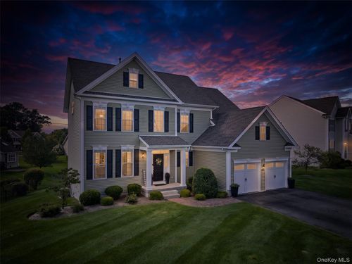 36 Tompkins Ln, East Fishkill, NY, 12533-6725 | Card Image