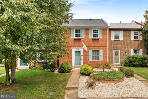 308 Rock Spring Dr Sw, LEESBURG, VA, 20175-2615 | Card Image